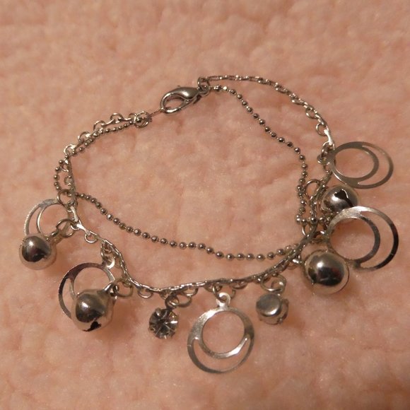 Silver Double Loop Charm Chainlink Bracelet - Picture 6 of 9